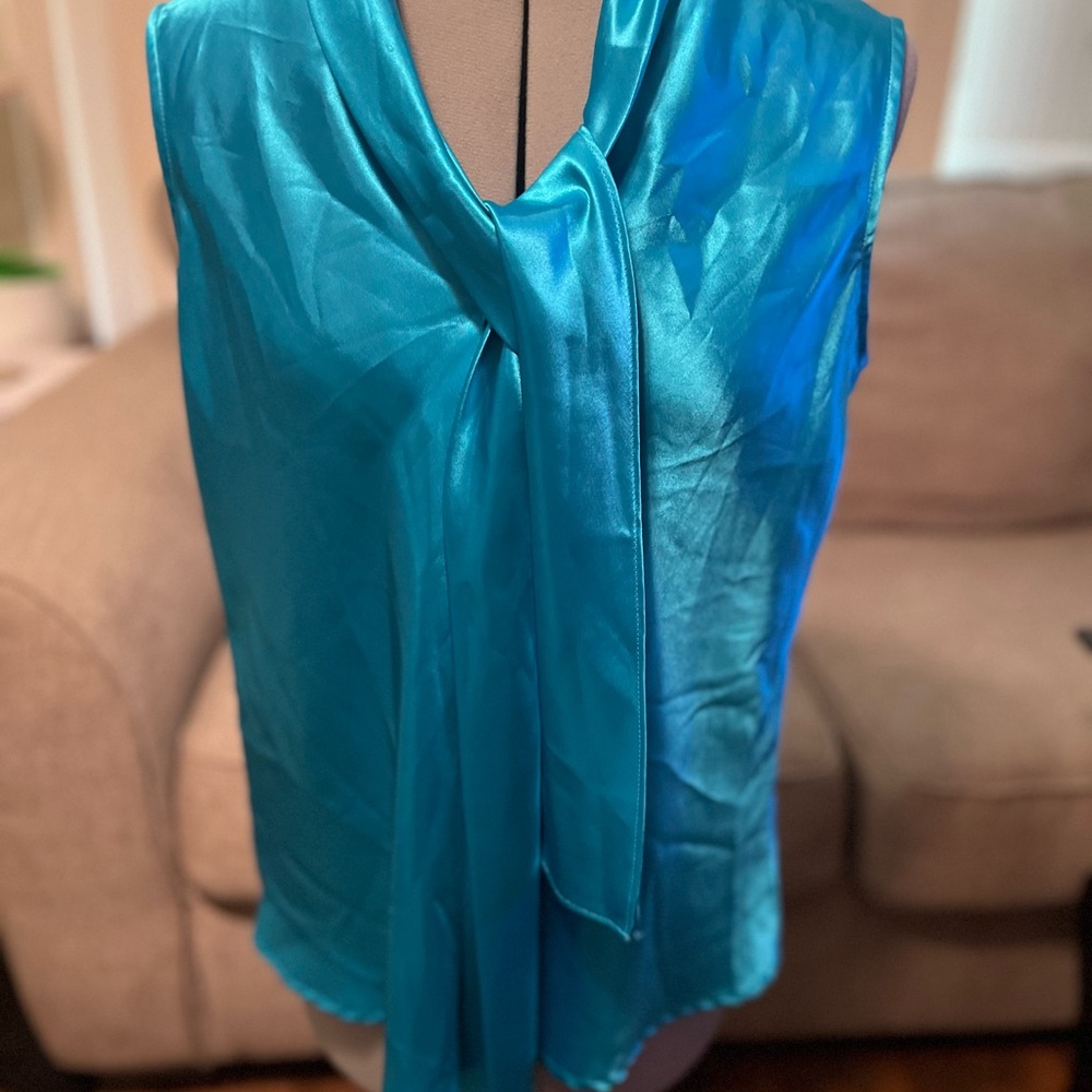 Elegant Blue Sleeveless Top